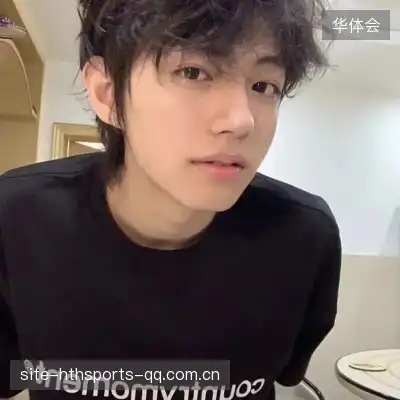 邹朵千